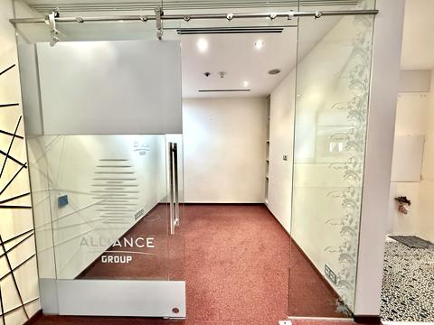 комерційна за адресою Богдана Хмельницького вул., 17/52А