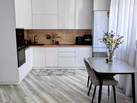 квартира за адресою Київ, Драгоманова вул., 10