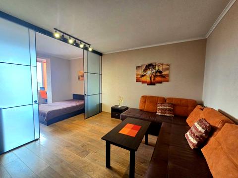 квартира за адресою Щаслива вул., 20