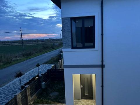 будинок за адресою Головна, 111