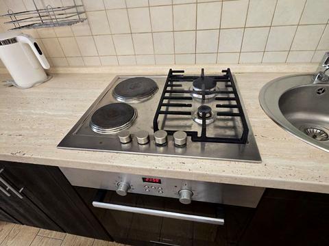 квартира за адресою Щаслива вул., 20