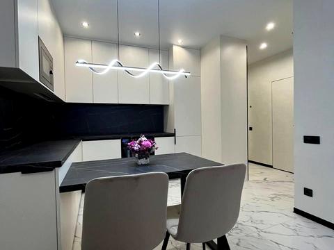 квартира за адресою Михайла Максимовича вул. (Онуфрія Трутенка), (Будинок «Віндзор»)