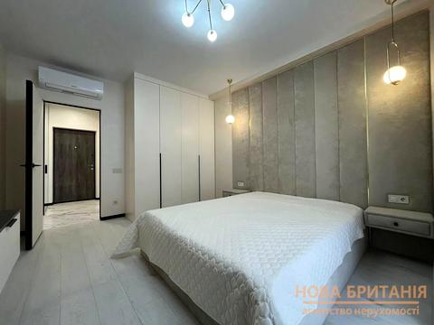 квартира за адресою Михайла Максимовича вул. (Онуфрія Трутенка), (Будинок «Віндзор»)