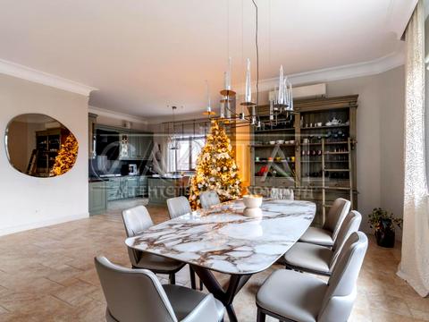 дом по адресу Київська ул.