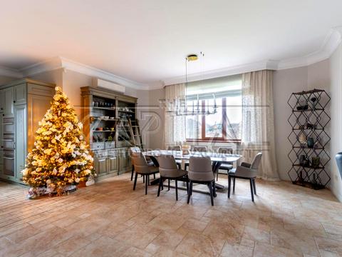 дом по адресу Київська ул.