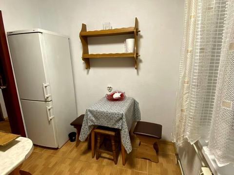 квартира за адресою Київ, Симиренка вул., 7-Б