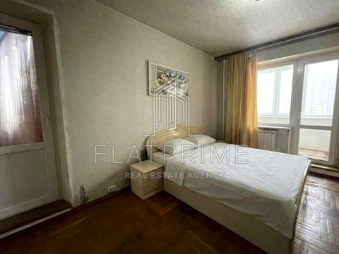 квартира за адресою Київ, Бережанська вул., 12