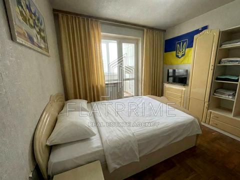 квартира за адресою Київ, Бережанська вул., 12