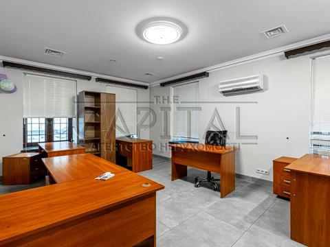 комерційна за адресою Несторівський пров., 8