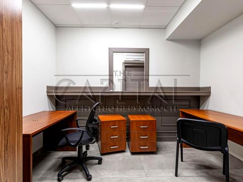 комерційна за адресою Несторівський пров., 8