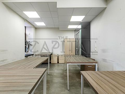 комерційна за адресою Несторівський пров., 8