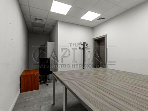 комерційна за адресою Несторівський пров., 8