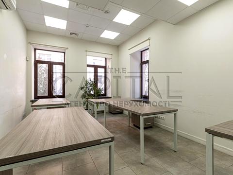 комерційна за адресою Несторівський пров., 8