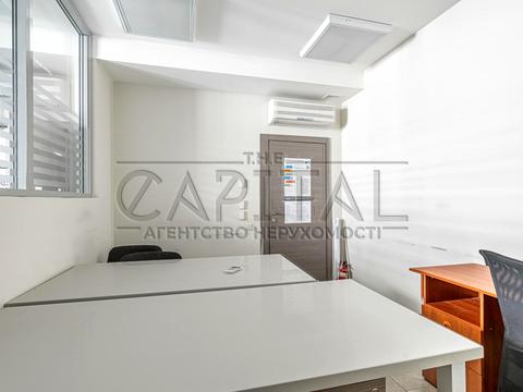 комерційна за адресою Несторівський пров., 8