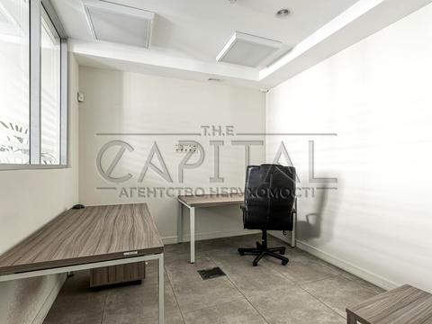 комерційна за адресою Несторівський пров., 8