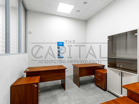 комерційна за адресою Несторівський пров., 8