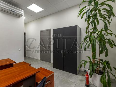 комерційна за адресою Несторівський пров., 8