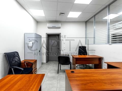 комерційна за адресою Несторівський пров., 8