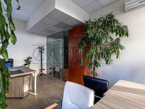 комерційна за адресою Несторівський пров., 8