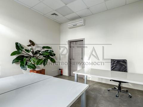 комерційна за адресою Несторівський пров., 8