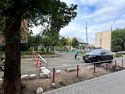 комерційна за адресою Володимира Сосюри вул., 6-Б