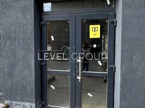 комерційна за адресою Володимира Сосюри вул., 6-Б