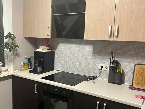 квартира за адресою Академіка Глушкова просп., 55