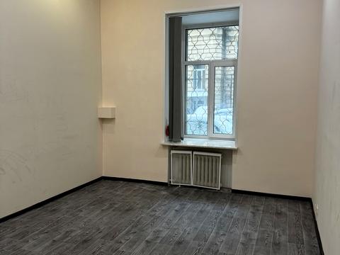 квартира за адресою Богдана Хмельницького вул., 32