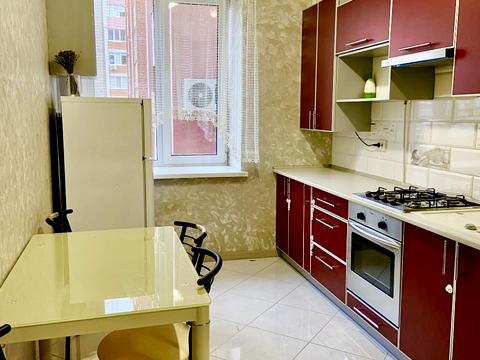 квартира за адресою Зоряна вул., 6