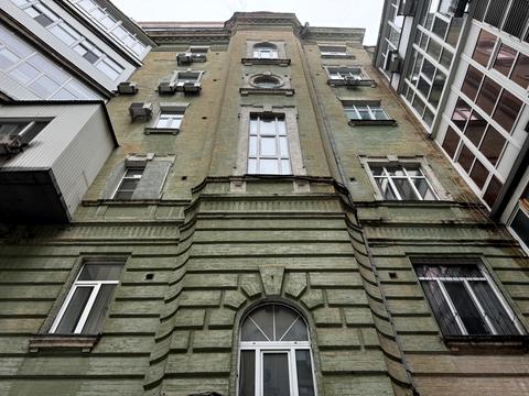 квартира за адресою Богдана Хмельницького вул., 32