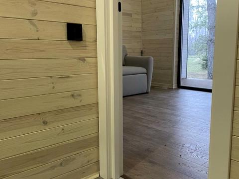 комерційна за адресою Райдужна, 33