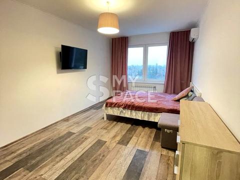 квартира за адресою Михайла Максимовича вул. (Онуфрія Трутенка), 7-А