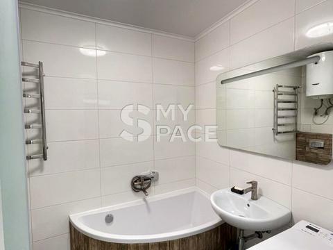 квартира за адресою Михайла Максимовича вул. (Онуфрія Трутенка), 7-А