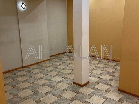 комерційна за адресою Костельна вул., 15