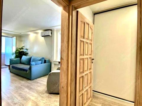 квартира за адресою Леся Курбаса просп., 9