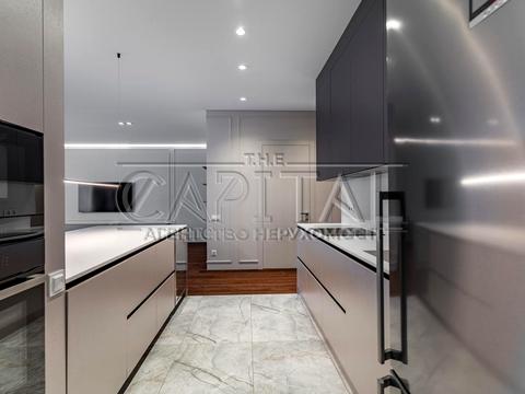 дом по адресу спортивна, 11