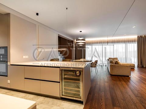 дом по адресу спортивна, 11