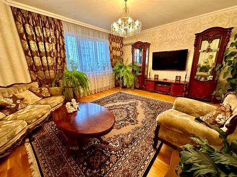 квартира за адресою Олександра Мишуги вул., 12