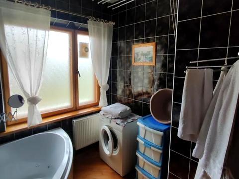 будинок за адресою Незалежності