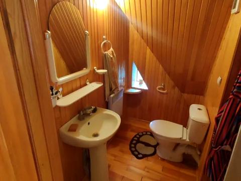 будинок за адресою Незалежності