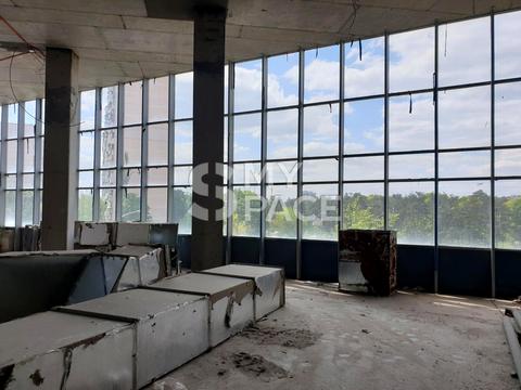 комерційна за адресою Дарницький бульв., 8-В