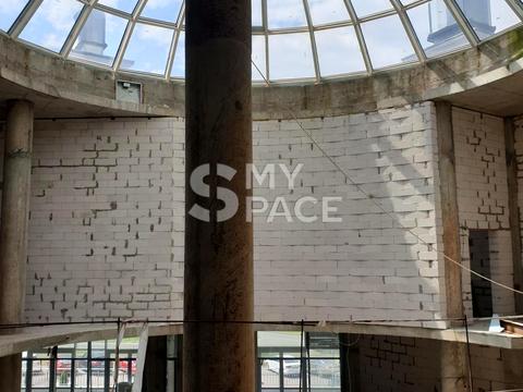 комерційна за адресою Дарницький бульв., 8-В