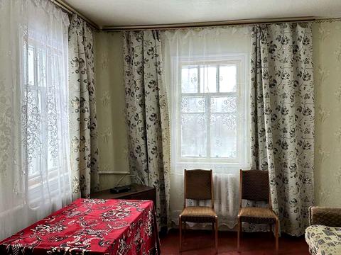 будинок за адресою Центрова