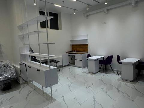 комерційна за адресою Прохоровська вул., (Будинок 3)