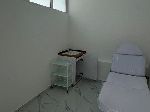 комерційна за адресою Прохоровська вул., (Будинок 3)