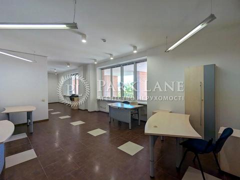 комерційна за адресою Василя Тютюнника вул. (Анрі Барбюса), 5-В