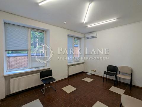 комерційна за адресою Василя Тютюнника вул. (Анрі Барбюса), 5-В