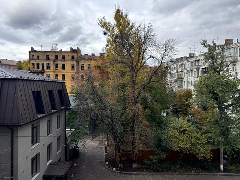 квартира за адресою Івана Козловського пров., 5