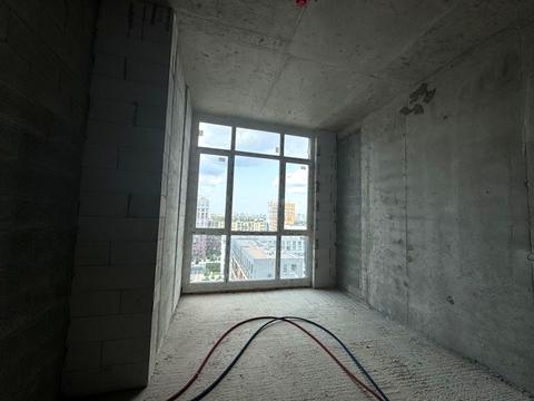 квартира за адресою Салютна вул., 2к18