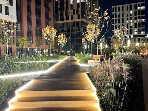 квартира за адресою Салютна вул., 2к18